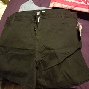 Women's shorts NWT. Size 18 w